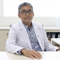 dr. Emile Tumpal Hombaron Parapat, Sp.JP